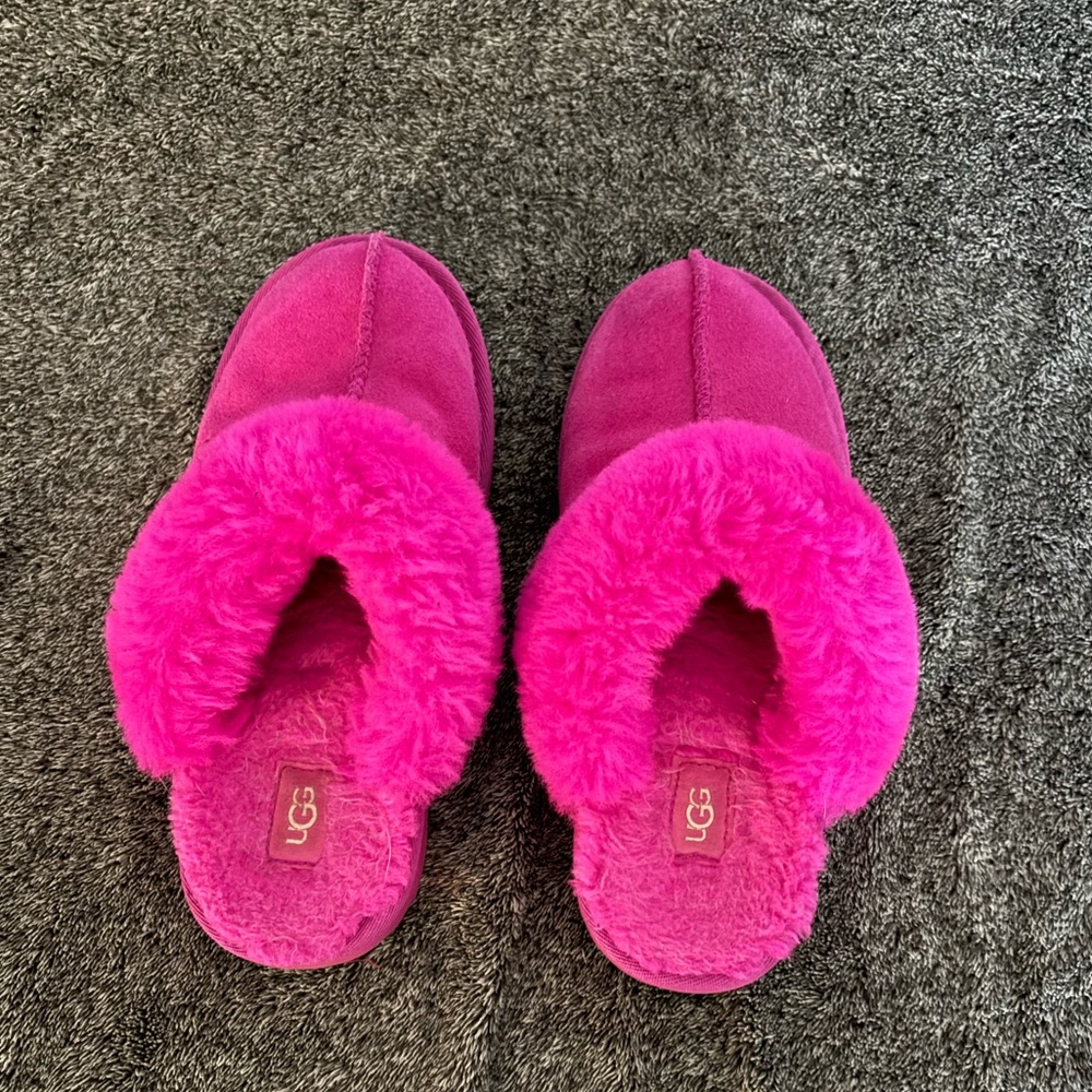 Hot pink Uggs